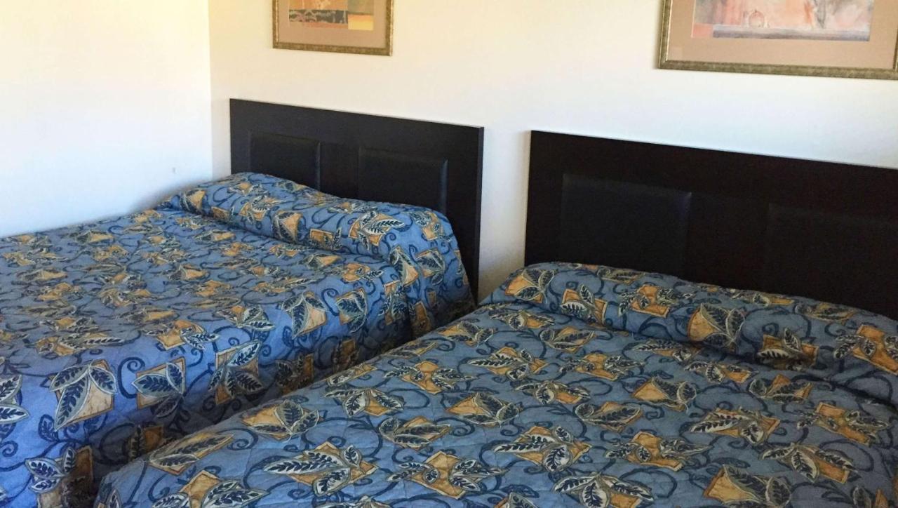 Country Place Inn And Suites White Haven Eksteriør bilde