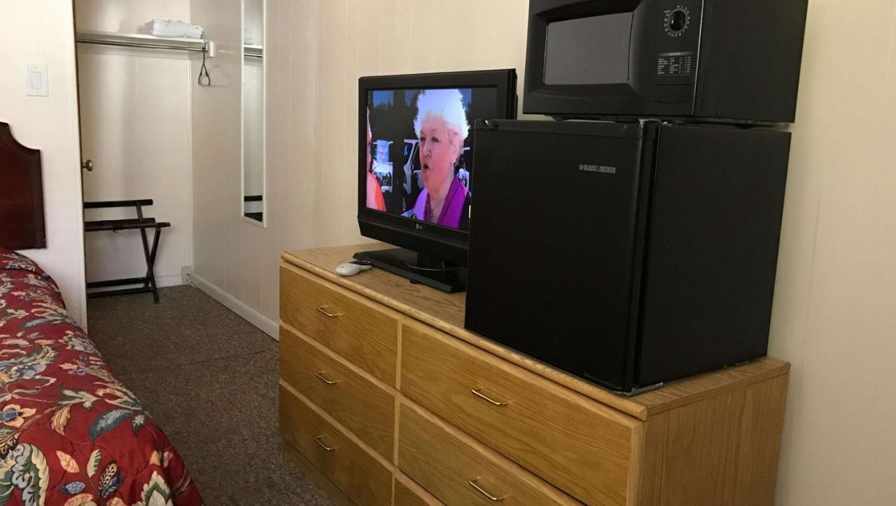 Country Place Inn And Suites White Haven Eksteriør bilde