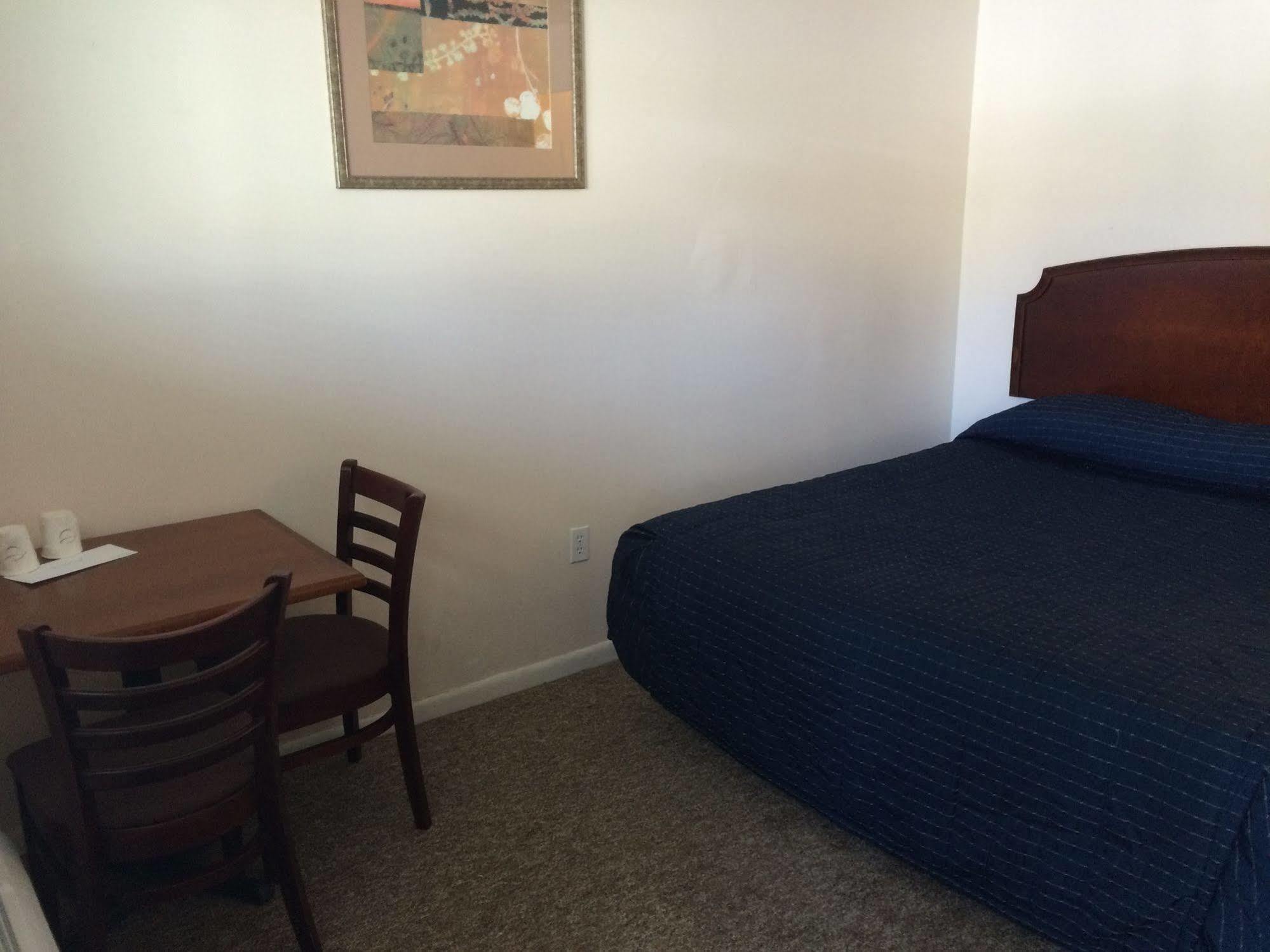 Country Place Inn And Suites White Haven Eksteriør bilde