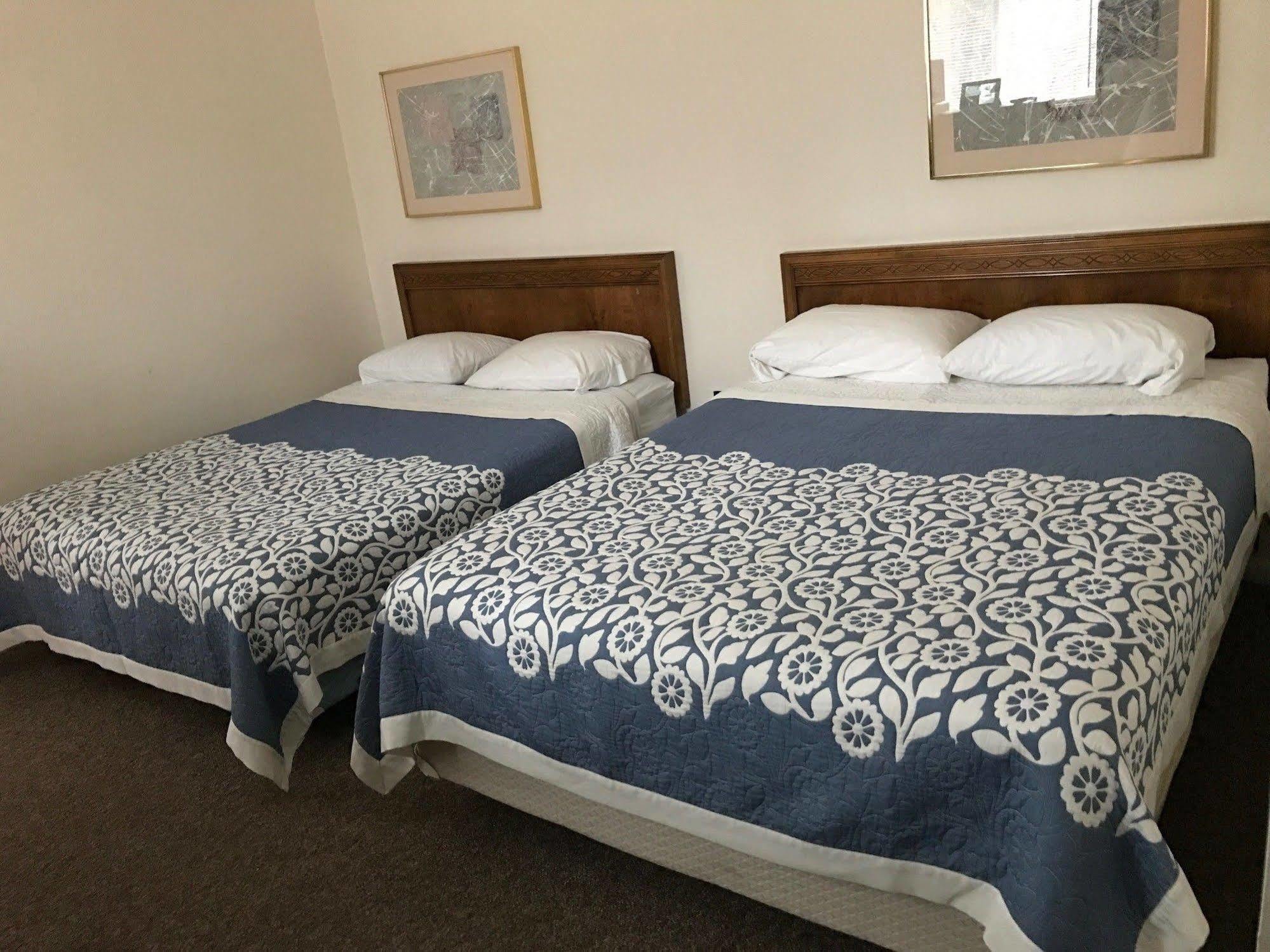 Country Place Inn And Suites White Haven Eksteriør bilde