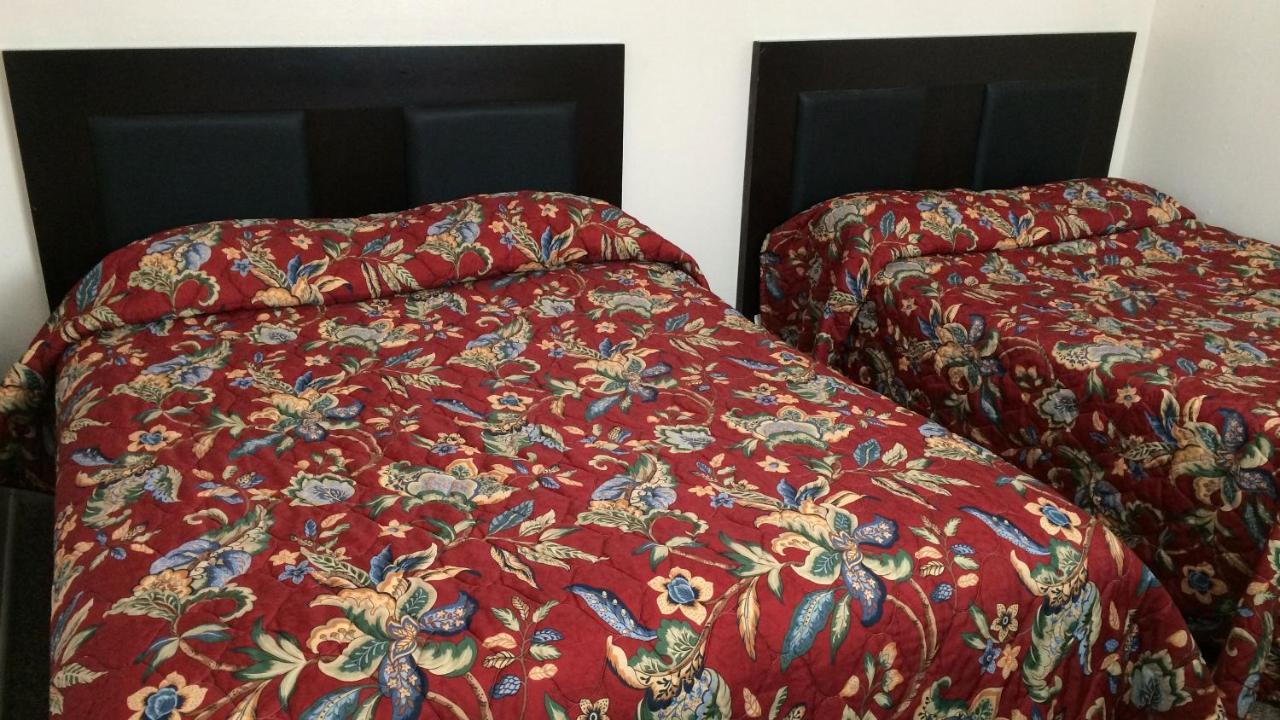 Country Place Inn And Suites White Haven Eksteriør bilde